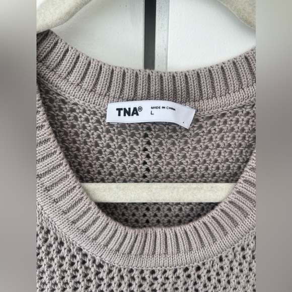 Aritzia TNA Docs top - Picture 3 of 5